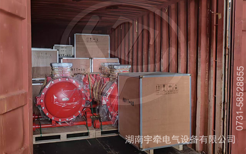 電機(jī)車配件出口海外 2.jpg